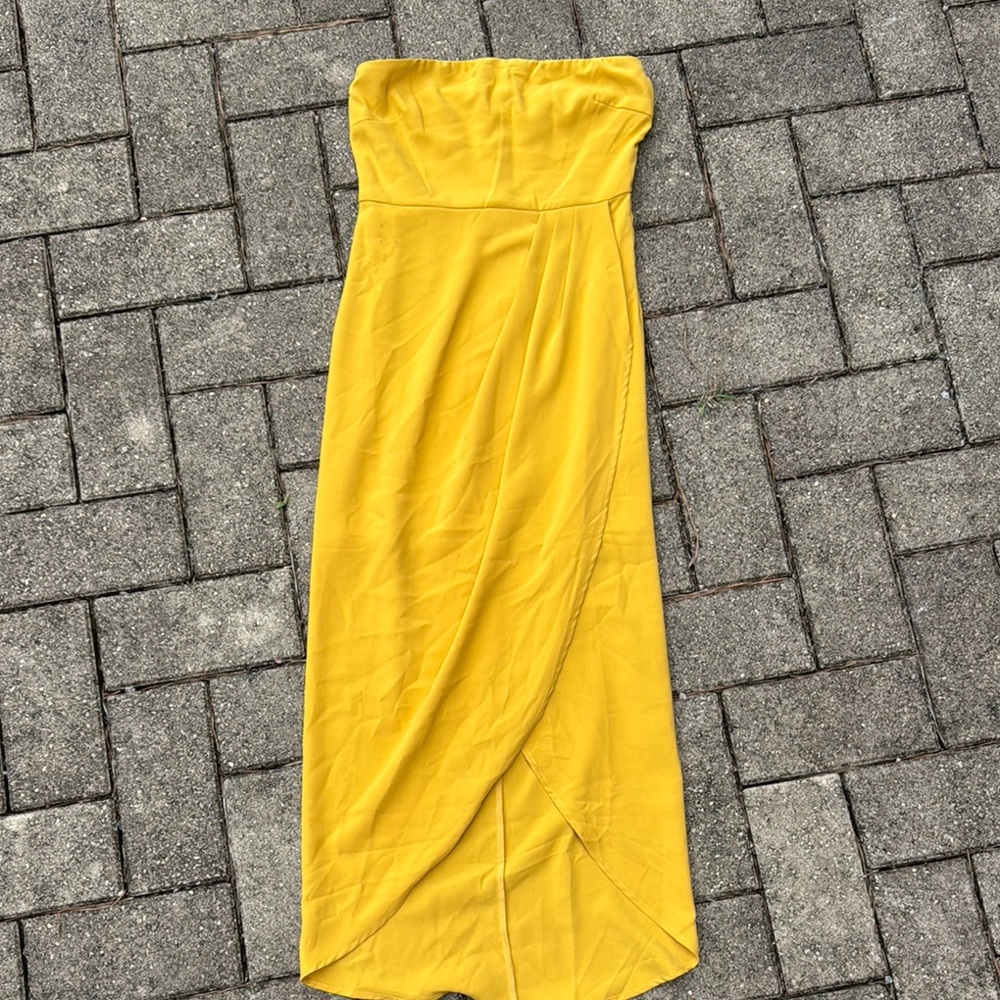 Elegant Yellow Strapless Dress